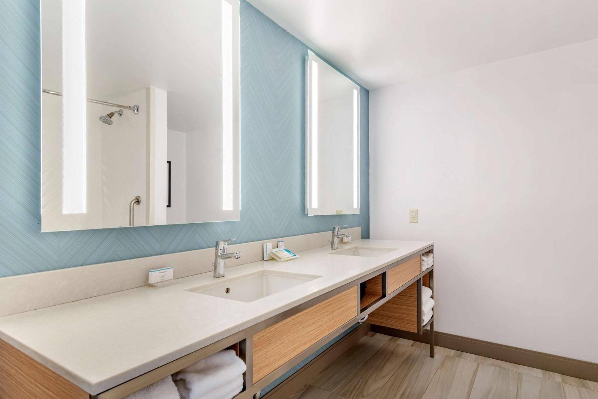 Hilton Garden Atlanta Northeast/gwinnett Sugarloaf Hotel